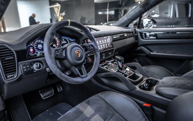 Porsche Cayenne cena 1199000 przebieg: 6900, rok produkcji 2023 z Lipsk małe 742